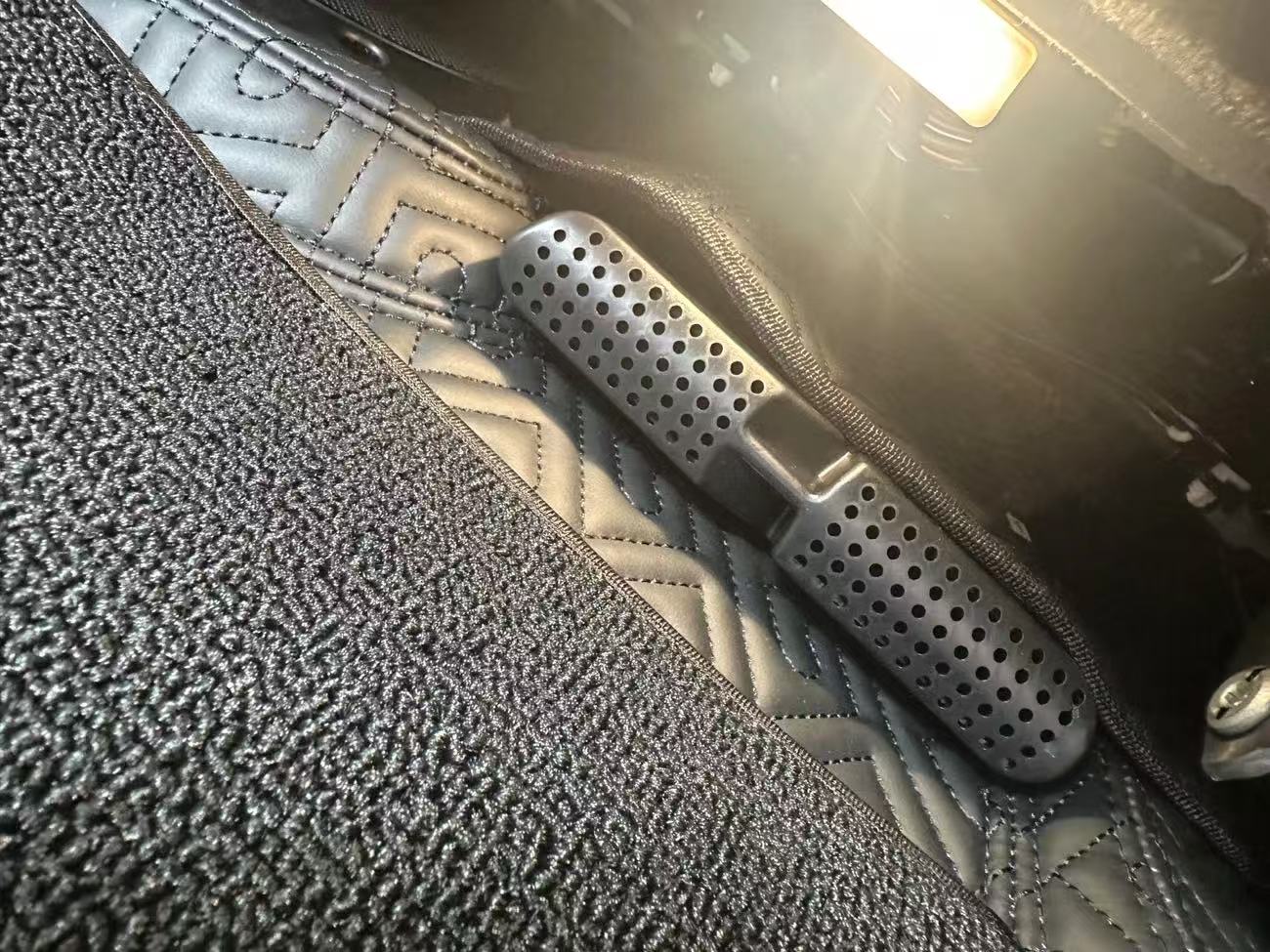 Car Seat Cover - Griglia di copertura della presa d'aria